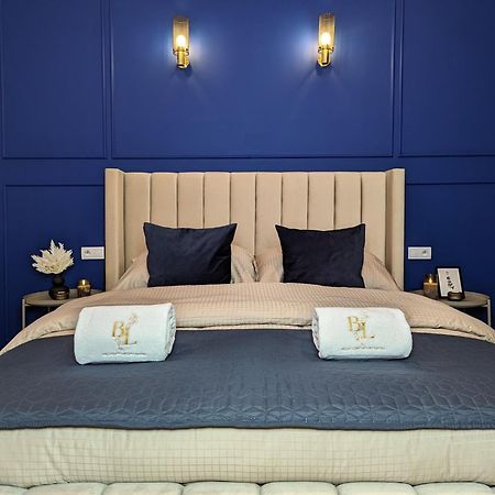 Bella Luna Luxury Suites - Chic Residence In Historic Square Warsaw Exterior photo